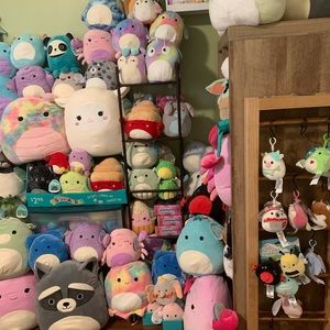 ☆ NWT SQUISHMALLOW BUNDLE BOX ☆